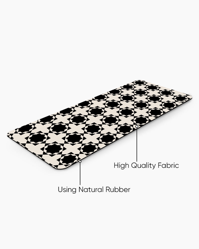 Black Pearl Grid Print Desk Mat
