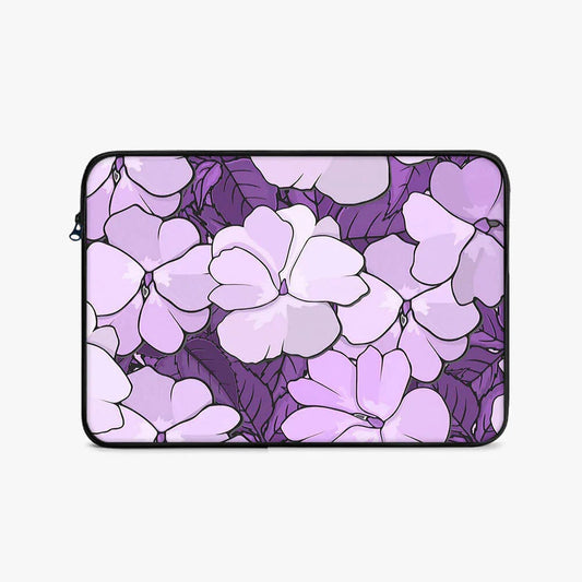 Purple and lavender floral print laptop sleeve with zipper, 17-inch protective case