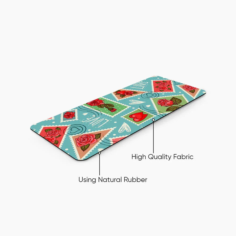 Desk mat with colorful rose and heart stamp pattern, made of high quality fabric and natural rubber